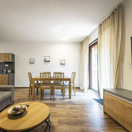 Apartmanovy Dom Poludnica - Chopok Juh Tale Eksteriør bilde