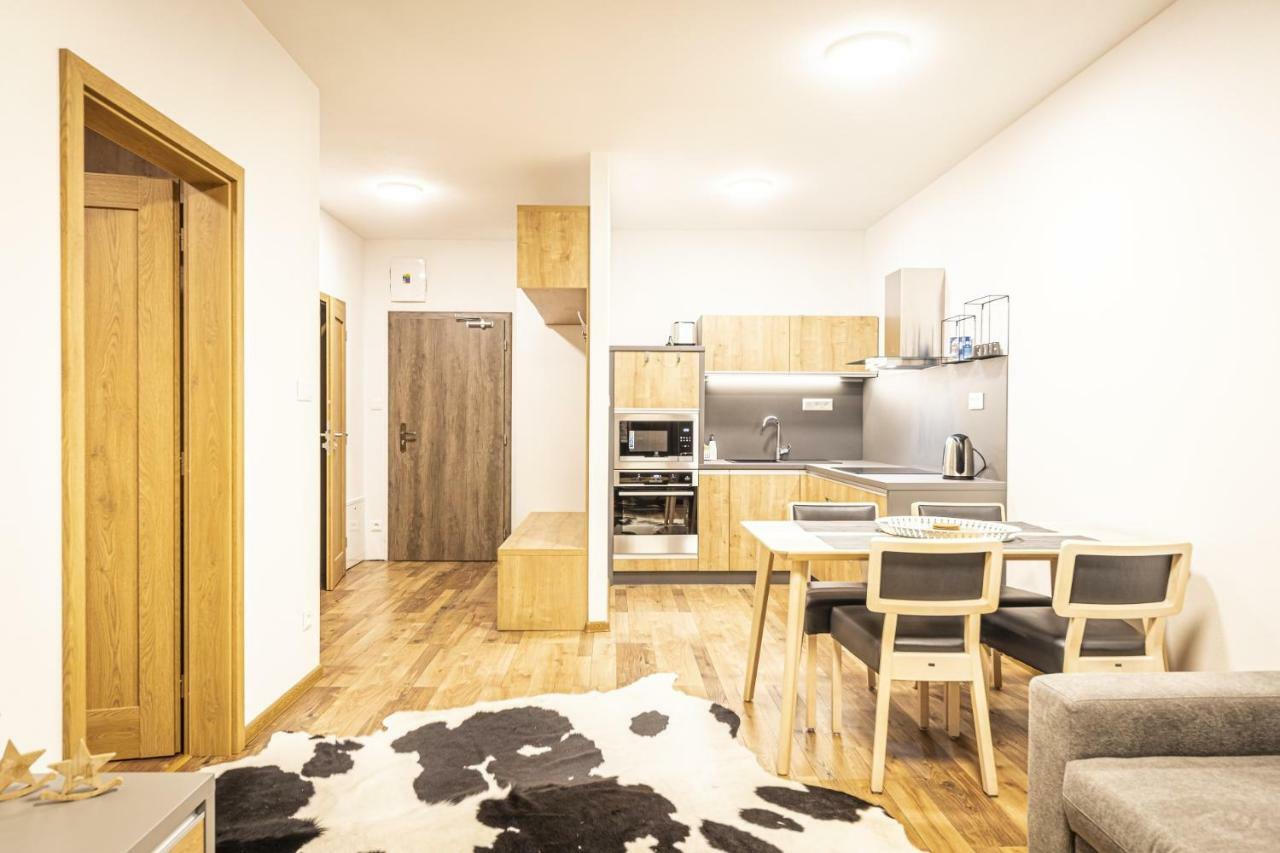 Apartmanovy Dom Poludnica - Chopok Juh Tale Eksteriør bilde
