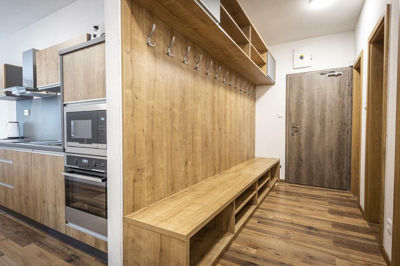 Apartmanovy Dom Poludnica - Chopok Juh Tale Eksteriør bilde
