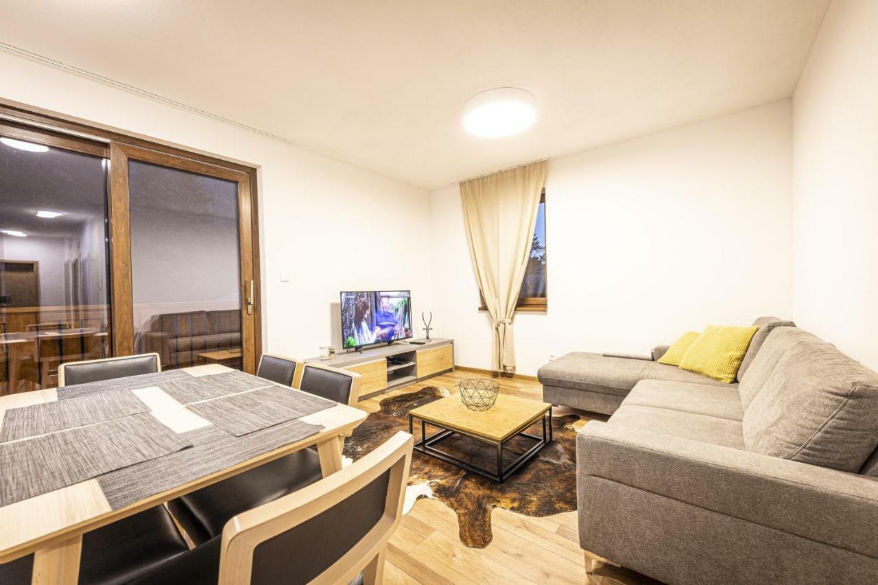 Apartmanovy Dom Poludnica - Chopok Juh Tale Eksteriør bilde
