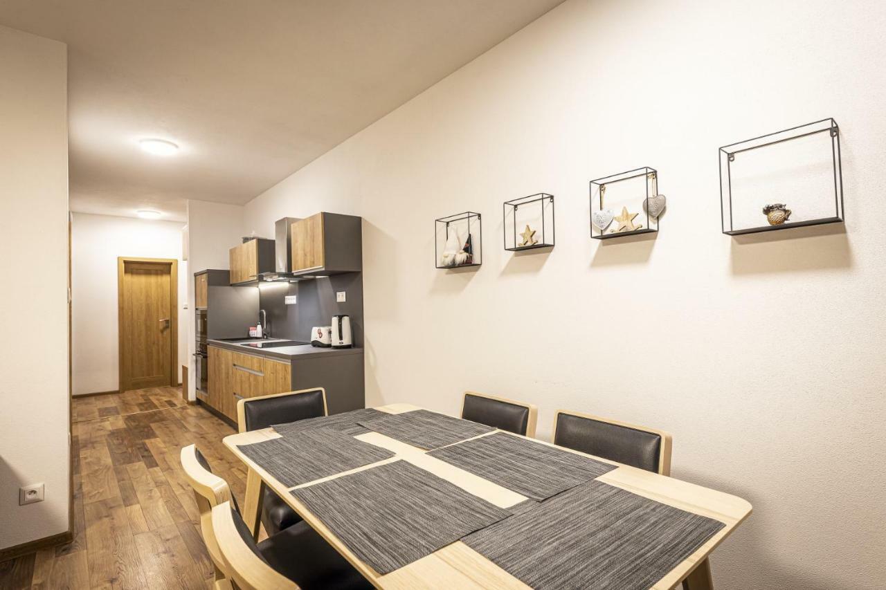 Apartmanovy Dom Poludnica - Chopok Juh Tale Eksteriør bilde