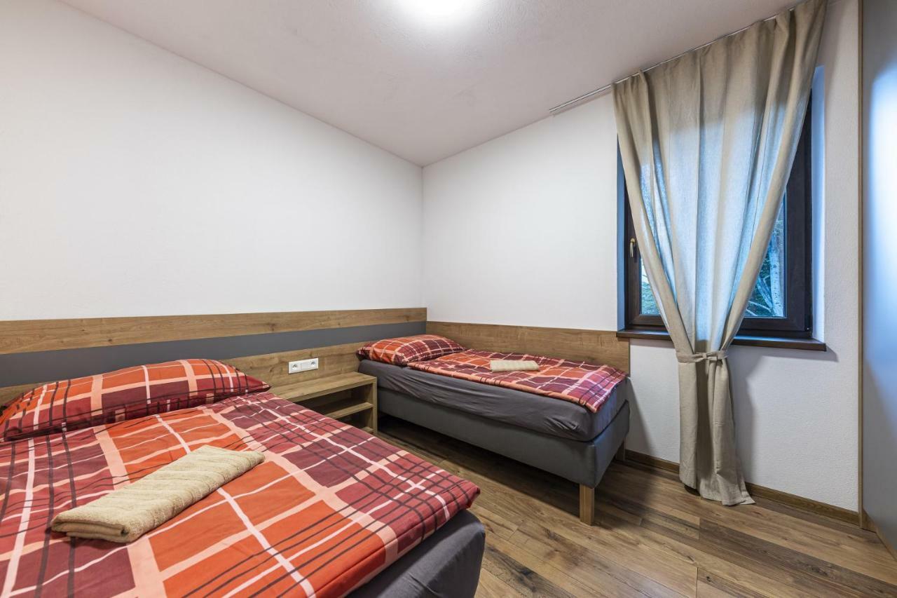 Apartmanovy Dom Poludnica - Chopok Juh Tale Eksteriør bilde