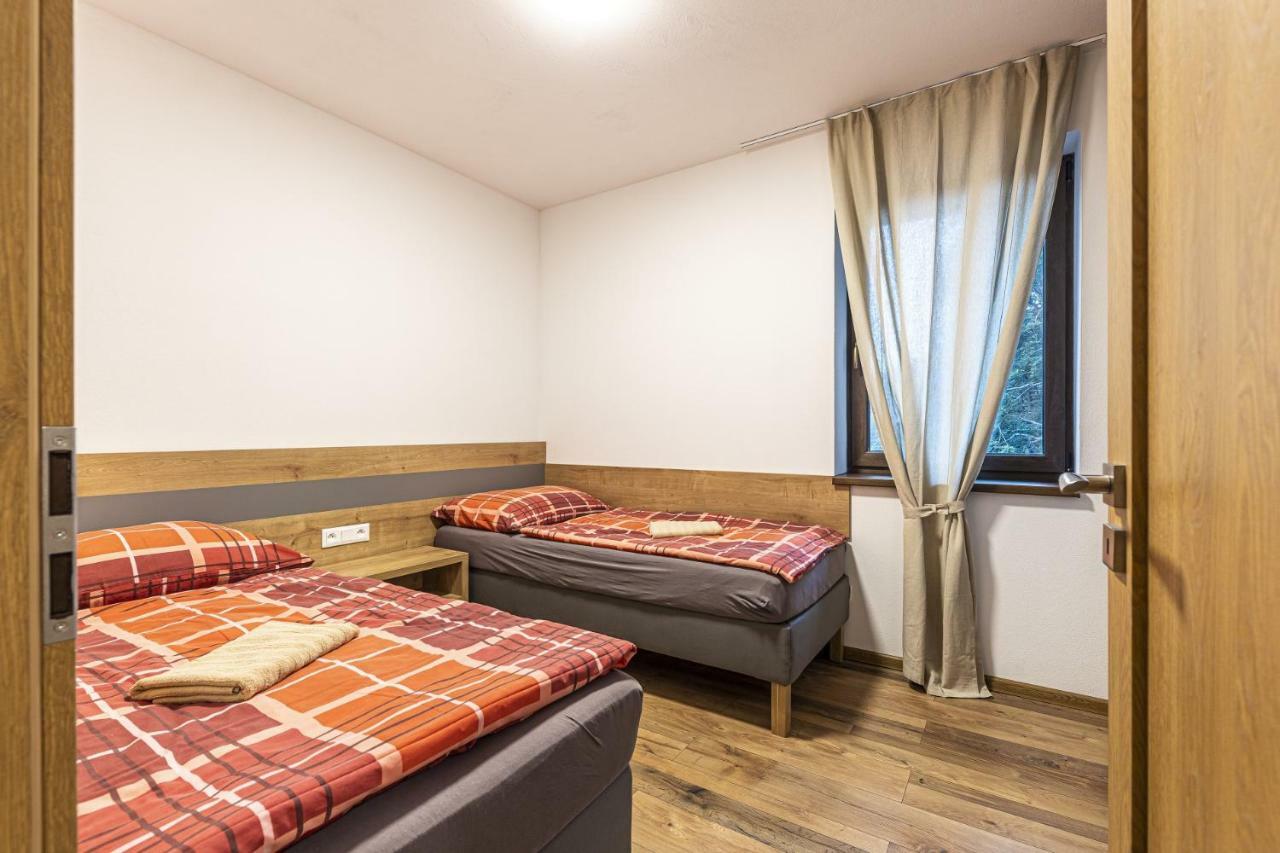 Apartmanovy Dom Poludnica - Chopok Juh Tale Eksteriør bilde